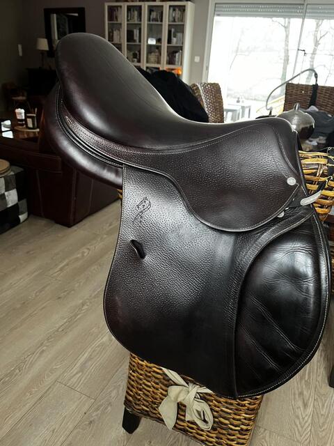 Selle Antarès 17’