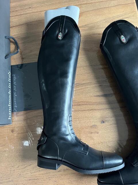 Bottes Secchiari taille 40