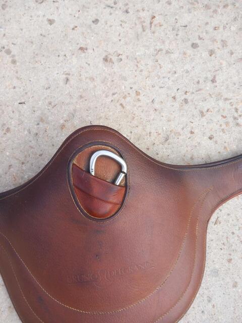 Sangle bavette Bruno Delgrange