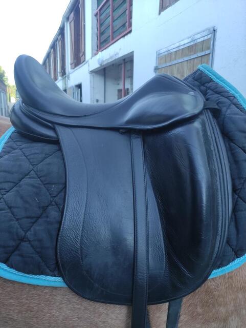 Selle dressage Childéric DGP 17,5