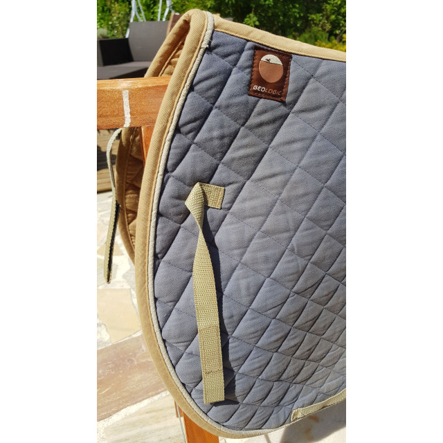 Tapis bleu/gris