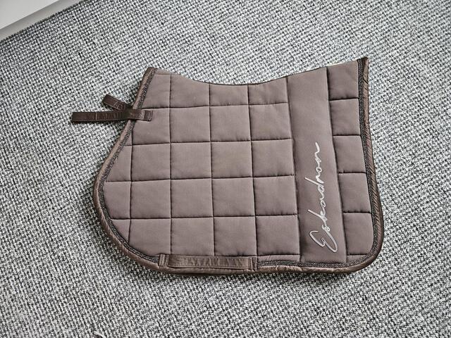 Tapis eskadron brun