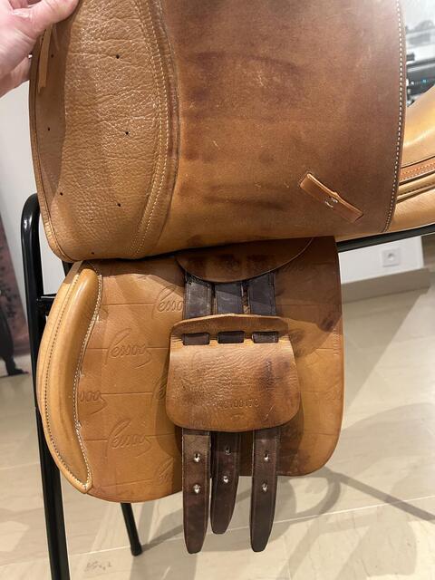 Selle d’équitation Pessoa taille 17,5 pouces