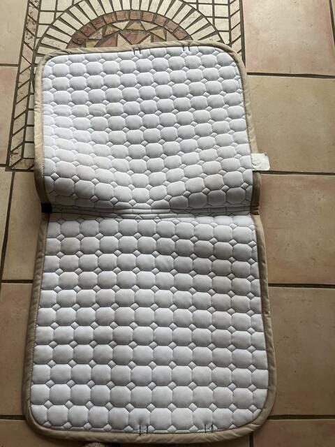 Vends lot de 3 tapis de dressage