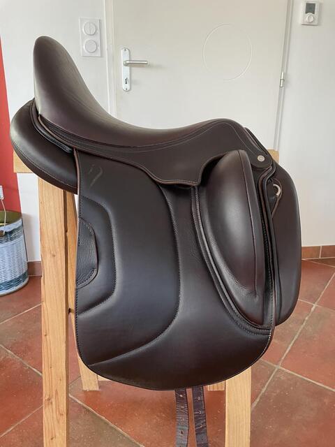 selle de dressage TEMPO Antares