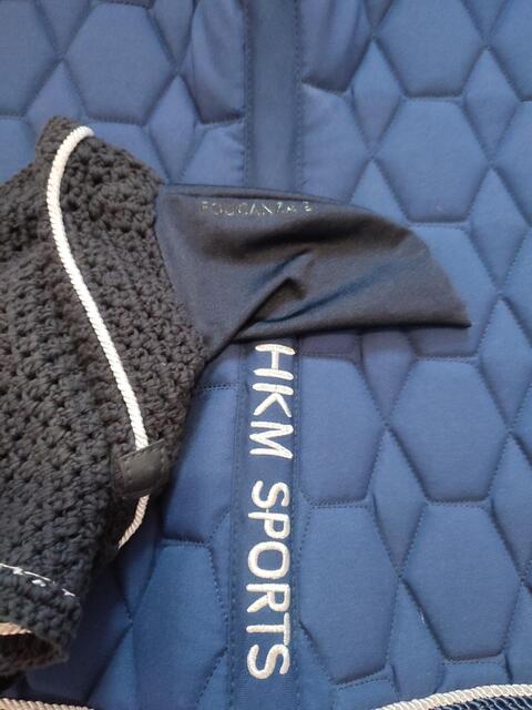 Ensemble tapis hkm et bonnet fouganza