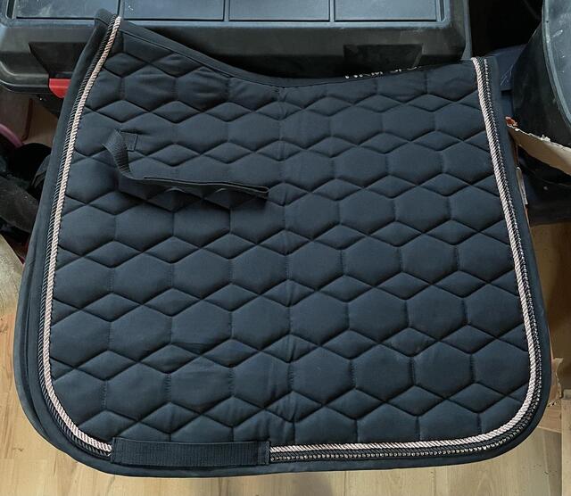 Tapis dressage HKM SPORT