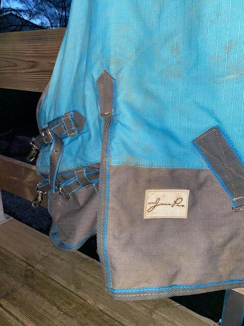 Couverture imperméable 400g