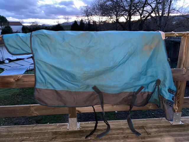 Couverture imperméable 400g