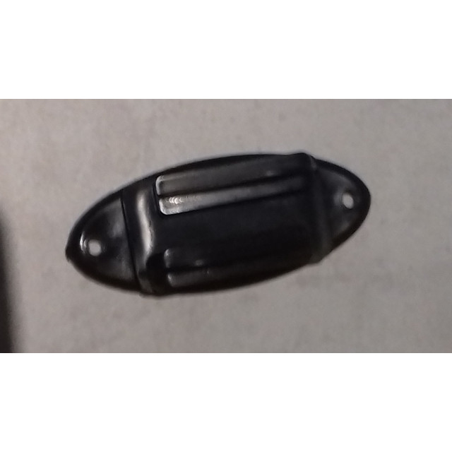 16 isolateurs en plastique noire