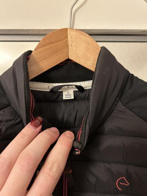 Veste equithème