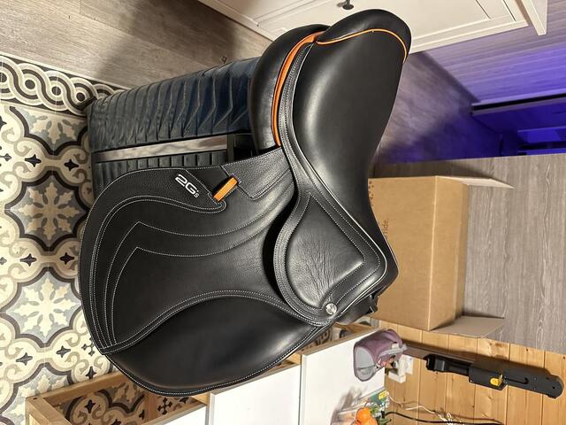 SELLE MADEMOISELLE 2GS TR - Taille 002