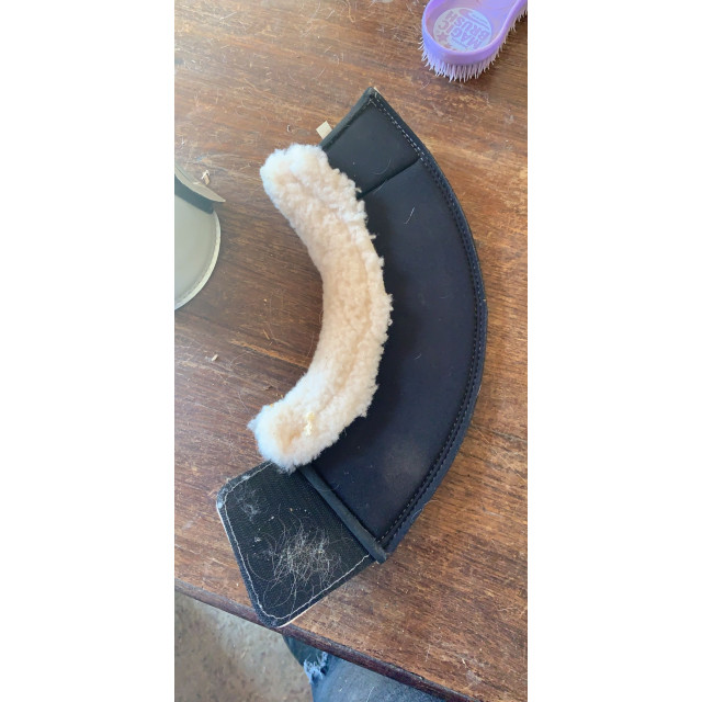 cloche a strass grise