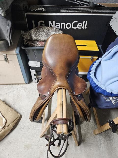 Selle Antarès 17,5 pouces