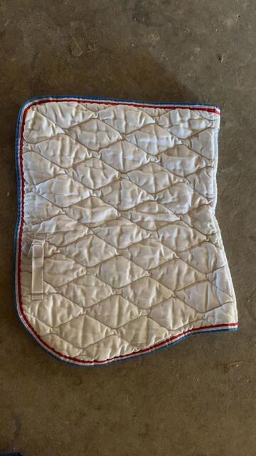 Tapis blanc