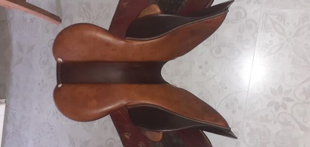 Selle CWD SE02 17", quartiers 2L, refaite en 2022