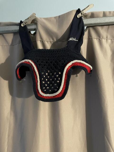 Bonnet Marine et rouge