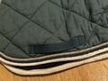 Tapis vert et beige HFI