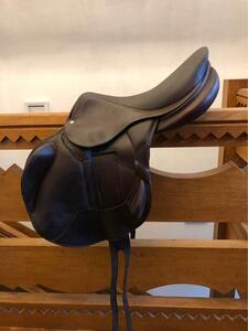 selle ANTARES modèle CROSS