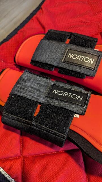 Ensemble tapis Fouganza + guêtres Norton