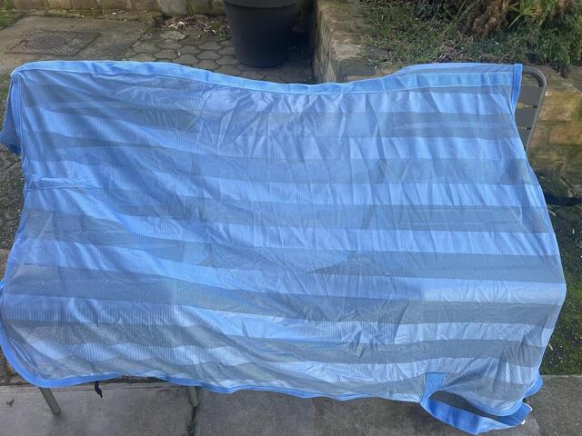 couverture anti insectes