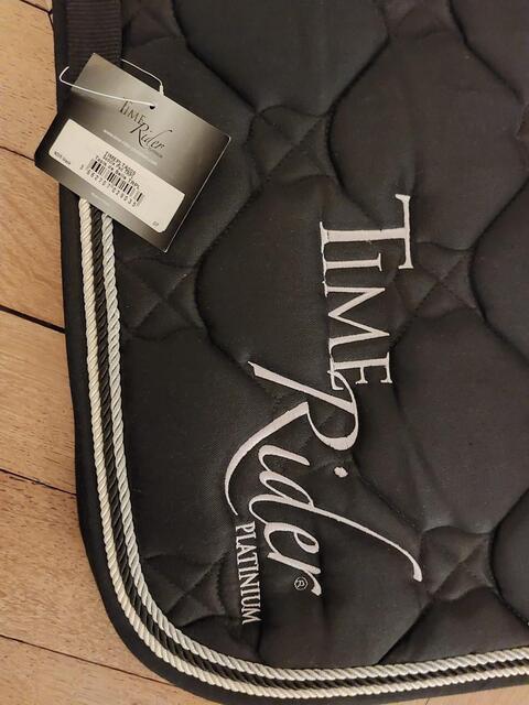 Tapis noir Time Rider