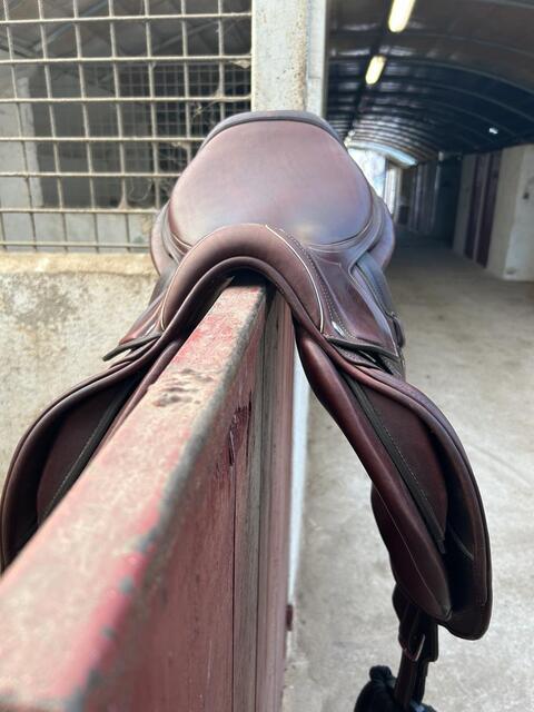 Selle CWD 2GS Mademoiselle 17,5 pouces