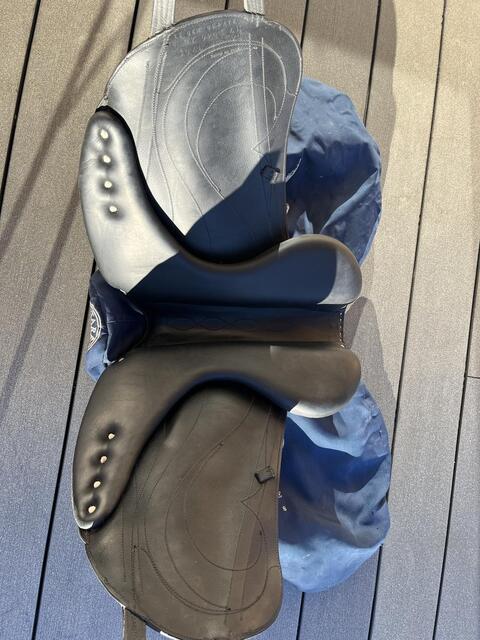 Selle de dressage Antares 17,5