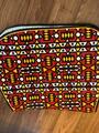 Ensemble composé d’un tapis, d’un bonnet et d’un sac de pansage