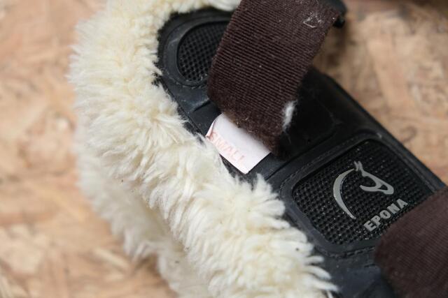 Guêtres protèges boulets Epona noir mouton naturel cob cheval