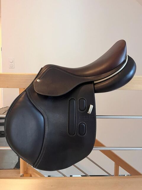 Selle obstacle 2023 semi-creuse 17,5 GBS