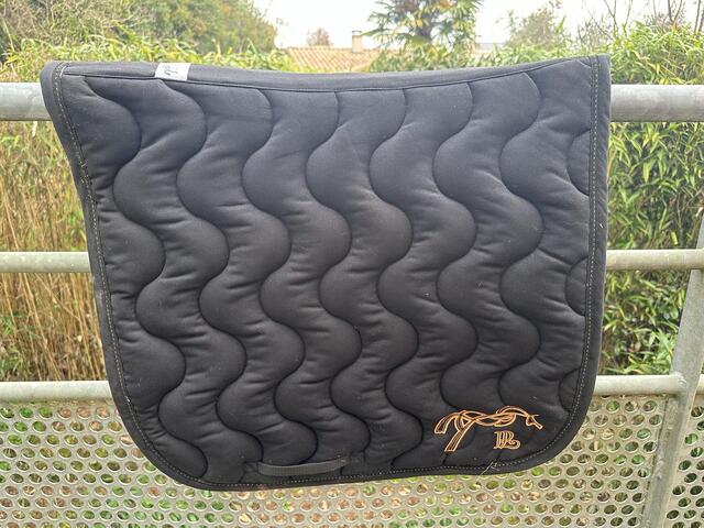 Tapis + bonnet Penelope noir