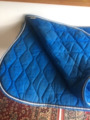 tapis bleu