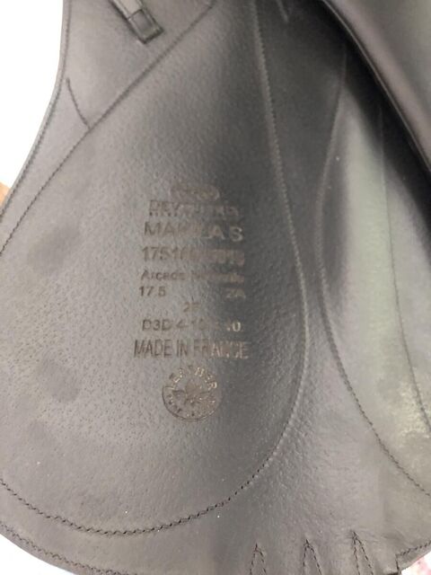 Selle de dressage