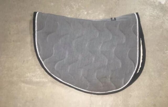 Tapis paddock sport