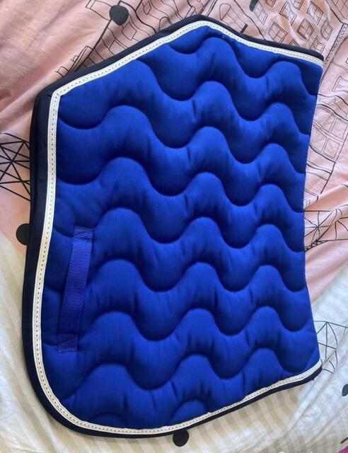 Tapis bleu roi Penelope