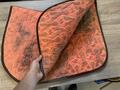 tapis orange