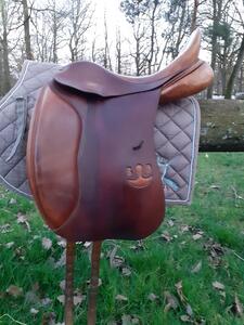 SELLE DRESSAGE DELGRANGE 18'