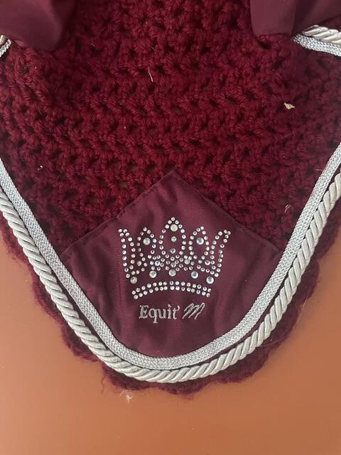 Bonnet bordeaux