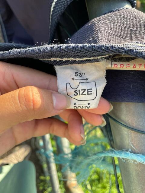Couvre rein imperméable HFI bleu marine