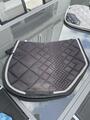 Tapis coupé noir avec strass