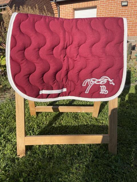 Tapis Pénélope Leprévost bordeaux