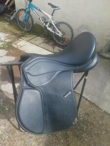 Selle mixte synthétique NORTON