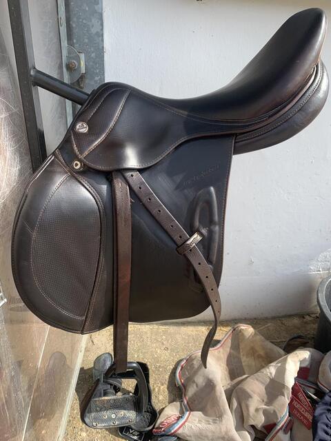 Selle Prestige taille 17 pouces