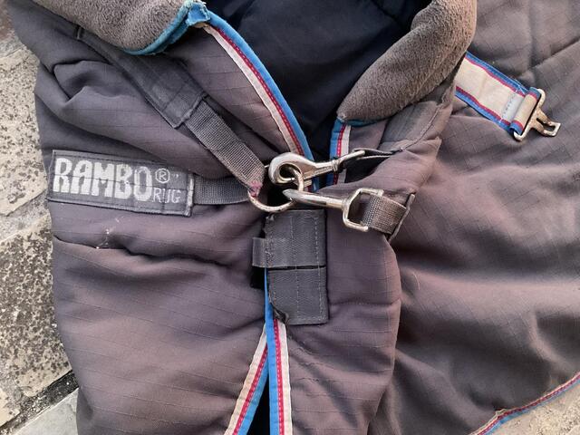 Couverture Horseware Rambo Cosy Stable 400grs