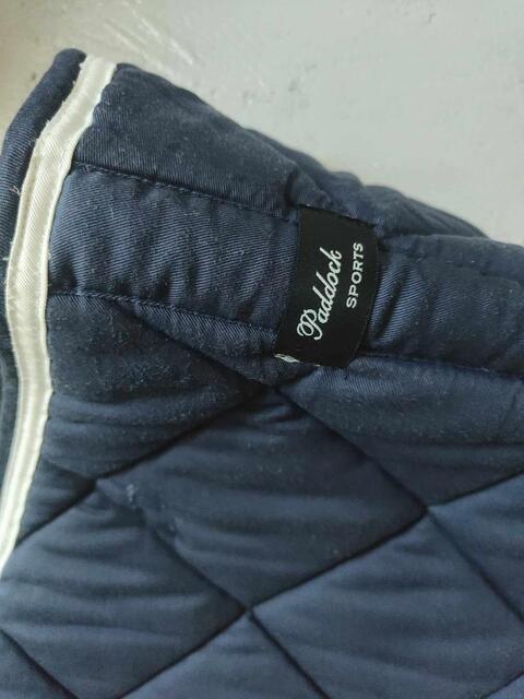 Tapis paddock sport brodé