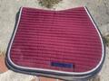 Tapis de Selle Harcour Karembar bordeaux