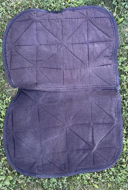 Tapis noir à strass