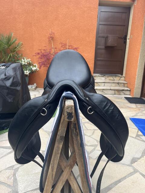 Selle de dressage Childeric