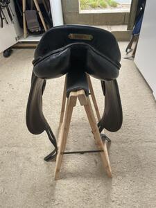 Selle de dressage